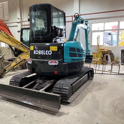 Excavadora original japonesa Kobelco SK55 en buen estado para granjas en Shanghai