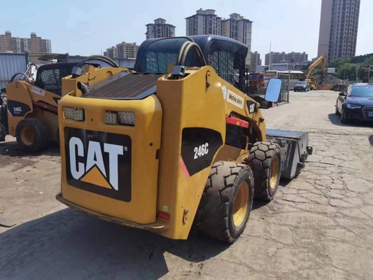 Japón Cargador de ruedas usadas Caterpillar 246C con motor YUNNEI y pintura original