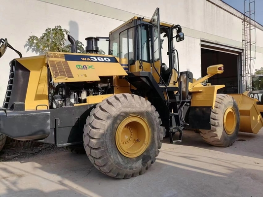 Una cargadora de 20 toneladas usada Komatsu WA380 con sistema totalmente hidráulico