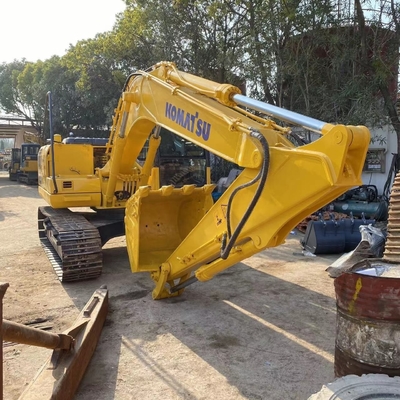 Excavadora Komatsu PC130 con motor EPA de segunda mano Bajas horas de trabajo Buen estado