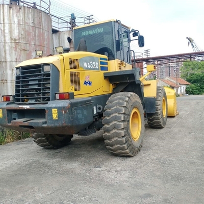 Comatsu WA320-5 de carga frontal usada con horas de trabajo bajas 0-2000 en excelentes condiciones