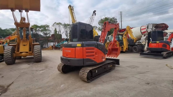 Excavadora de movimiento de tipo rastreador usada Hitachi ZX65UR para sus necesidades de construcción