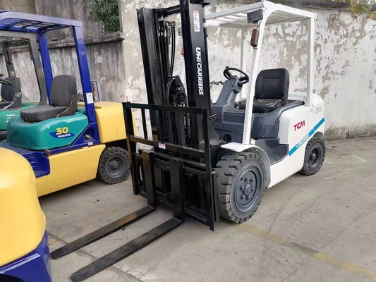 Alimentos y bebidas Usados Japón Diésel Camión elevador TCM de 3 toneladas con cilindro hidráulico Nabtesco