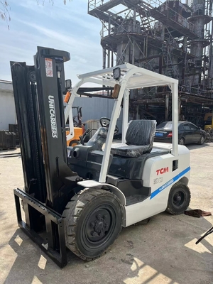 Camioneta elevadora de 3 toneladas TCM con otra capacidad de balde y peso de la máquina de 3000 kg