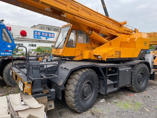 Japón hizo TADANO grúa de 25 toneladas usado en buen estado camión móvil de 25 toneladas para la construcción