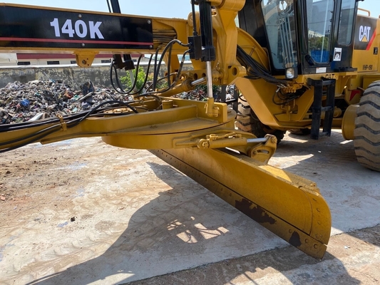 Buen rendimiento de segunda mano 140K Motor Grader Cat140 Grado usado para la construcción
