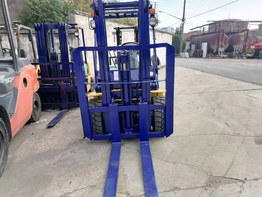 Camión de montacargas pequeño Komatsu FD30 usado 3TON de Japón Excelente condición de trabajo