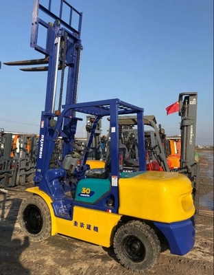 2023 Japón hecho motor diesel camión de montacargas usado Komatsu FD30-14 3TON en buenas condiciones