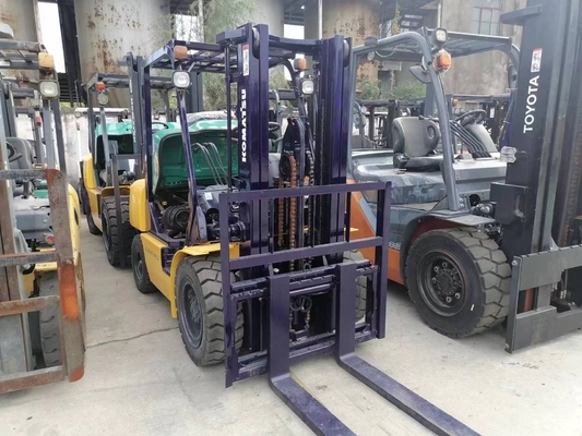 2023 Japón hecho motor diesel camión de montacargas usado Komatsu FD30-14 3TON en buenas condiciones