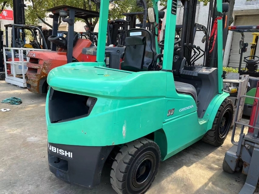 Ancho de horquilla de 122 mm Mitsubishi FD35 3.5TON de segunda mano con motor diésel Camión de elevación de paletas