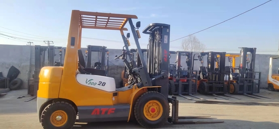 Elevadora eléctrica de pequeñas dimensiones de 3 toneladas con 0-2000 horas de trabajo en buenas condiciones
