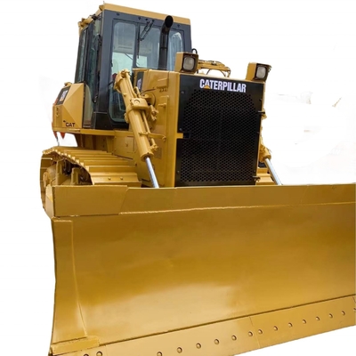 En buen estado, usó una excavadora CAT D7G2 modelo 2020 con un peso de máquina de 15000 kg.