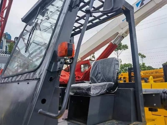 Camión de contenedores usado KOMATSU FD160 de 16 toneladas en excelentes condiciones de trabajo