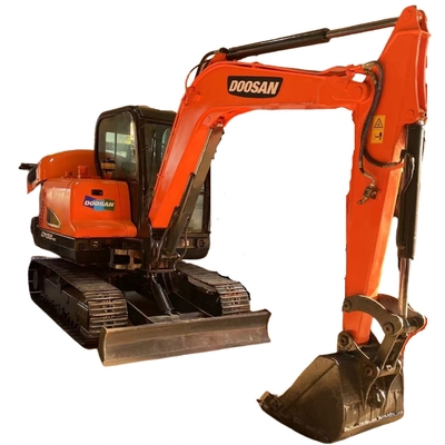 Pintura original usada Excavadora de rastreo Doosan DX55 de 5,5 toneladas con cilindro hidráulico Liyuan