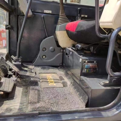 Doosan DH55 Excavadora Usada 68kw Máquina de pintura original de Japón Peso 5500 kg a un precio asequible