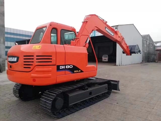 Excavadora usada Doosan DH80 con pintura original y cilindro hidráulico Liyuan en Japón