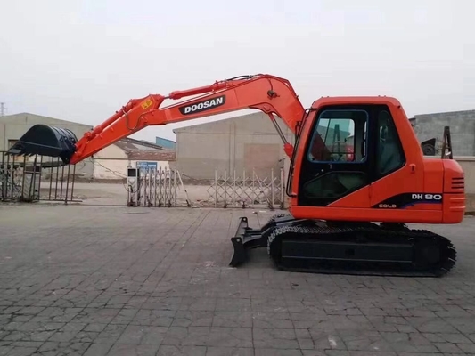 Excavadora usada Doosan DH80 con pintura original y cilindro hidráulico Liyuan en Japón