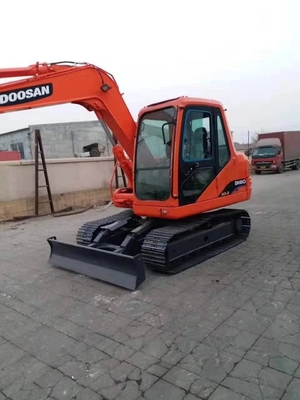 Excavadora usada Doosan DH80 con pintura original y cilindro hidráulico Liyuan en Japón