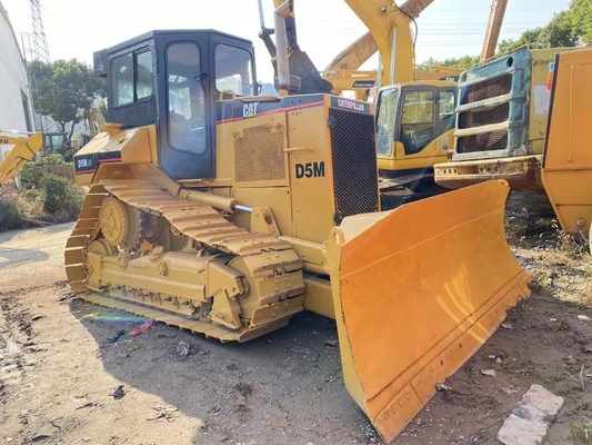 Caterpillar D5M usado en Japón en excelente estado Capacidad 4.3m3