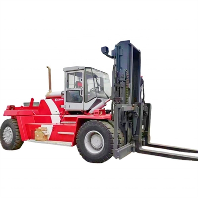 Camioneta elevadora Kalmar de 25 toneladas usada con motor original en buen estado