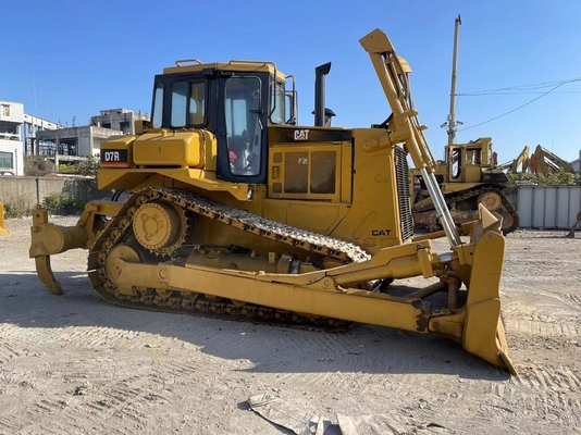 Excavadora Caterpillar D7R con motor original usado y bajo consumo de combustible