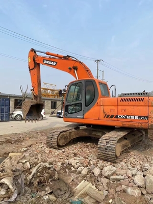 Buen estado 2019 Doosan DX225LCA excavadora de 22 toneladas Corea del Sur hecho color original