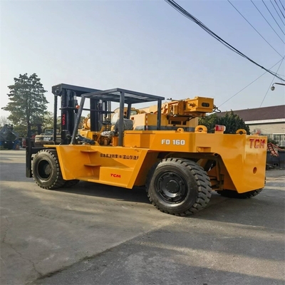 Camioneta elevadora diésel multifuncional usada TCM FD160 Camioneta elevadora 16TON para construcción en Shanghai