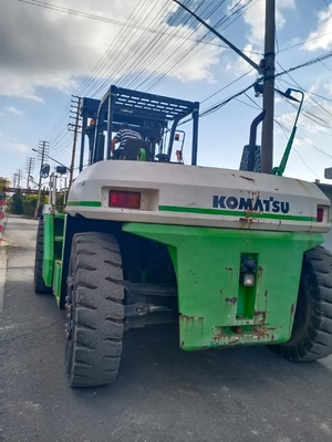 24000 KG Usado KOMATSU carretilla elevadora FD240 Camión de elevación de paletas Manual de operación Camión de 24 toneladas