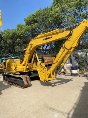 Excavadora de segunda mano de 13 toneladas KomatsuPc130 con pocas horas de trabajo y capacidad de cubo de 3M3
