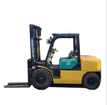 Mini carretilla elevadora diésel de 5 toneladas KOMATSU FD50 Camión elevador de contenedores para planta de fabricación