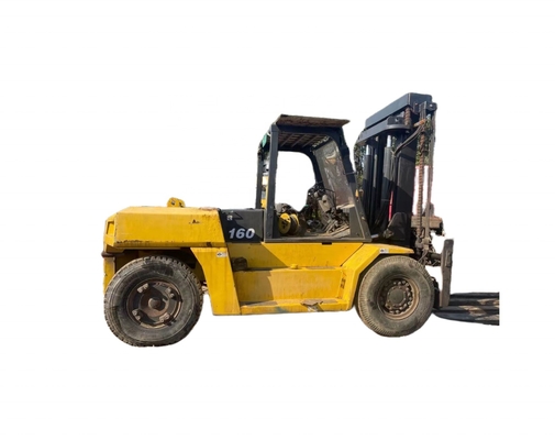 Equipo pesado KOMATSU carretilla elevadora FD160 con capacidad de 16 toneladas en excelentes condiciones de trabajo