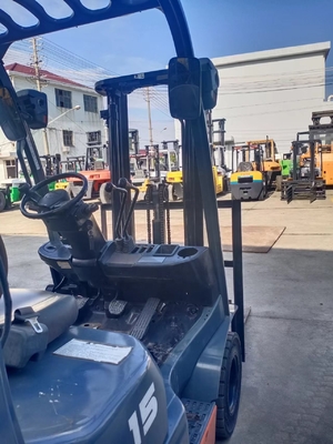 Usado Fuente de diésel Toyota FD15 Mini carretilla elevadora de horquilla Excelente condición de trabajo 1,5 toneladas