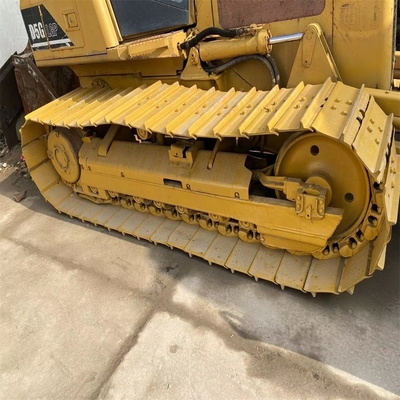 Bulldozer CAT D5G original y en buen estado con una gran capacidad de dosificación 2.19m3