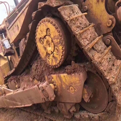 Bultadera usada CAT D8L original y en buen estado con otra válvula hidráulica incluida
