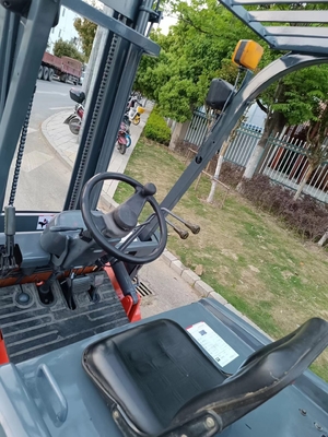 Camión de transporte de paletas HELI A15 diesel usado con buen rendimiento y peso KG 1500 KG