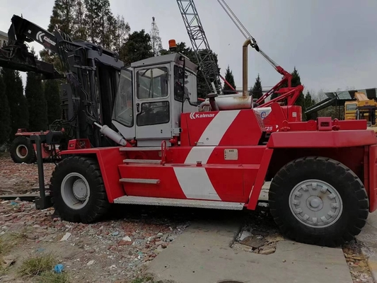 Utilizado Suecia original Kalmar 25 Diésel montacargas de 25 toneladas para el levantamiento de objetos pesados en buenas condiciones