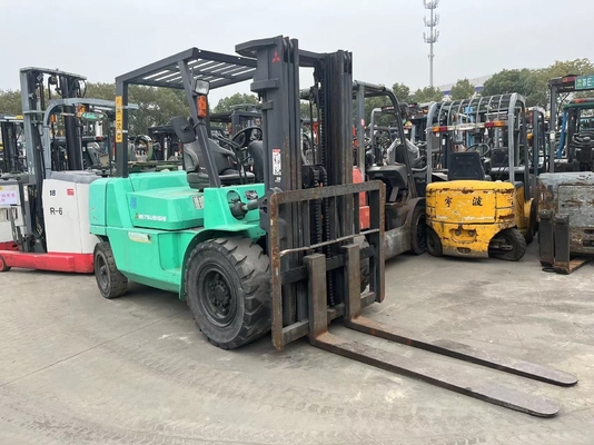Camión elevador Mitsubishi FD40 diesel usado con 4TON Max. Carga de elevación en buenas condiciones