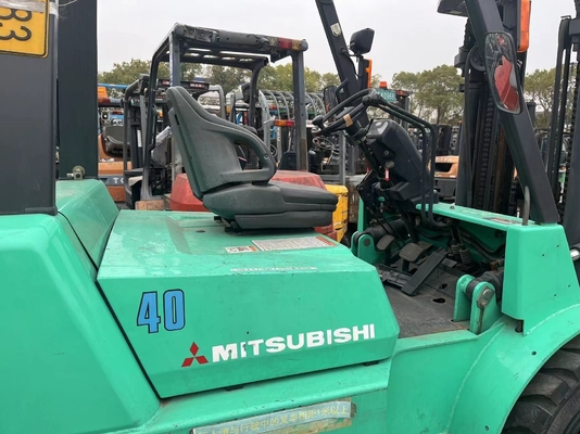 Camión elevador Mitsubishi FD40 diesel usado con 4TON Max. Carga de elevación en buenas condiciones