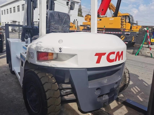 Camión elevador TCM de segunda mano de 6 toneladas en buen estado y motor de 127 kW de Japón