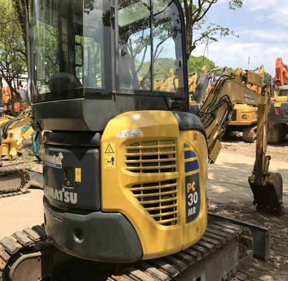 3000 KG Komatsu 3T carretilla elevadora en buenas condiciones con pocas horas de trabajo