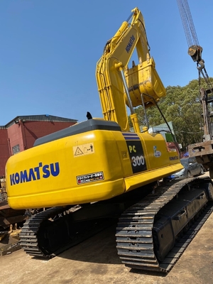 Excavadora de rastreo usada Komatsu PC300-7 30 toneladas con horas de trabajo bajas a un precio asequible