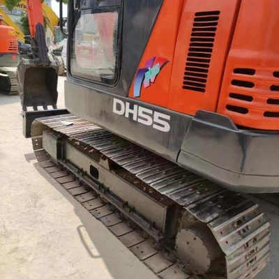 Excavadora hidráulica de tipo móvil de rastreo Doosan DH55 Excavadora usada de buen rendimiento