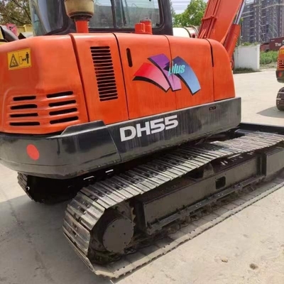 Excavadora DOOSAN DH55 Excavadora de 5,5 toneladas con año 2022 y cilindro hidráulico DOOSAN