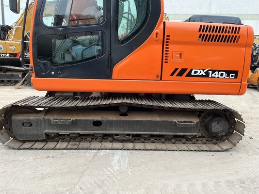 Excavadora DOOSAN 140LC 14 TON Excavadora en buenas condiciones con 78KW de potencia y asequible
