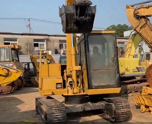 CAT E70B Excavadora con cilindro hidráulico duradero y larga vida útil