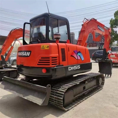 Excavadora original Doosan DH55 con capacidad de cubo de 0.3M3 y peso operativo de 5.5TON
