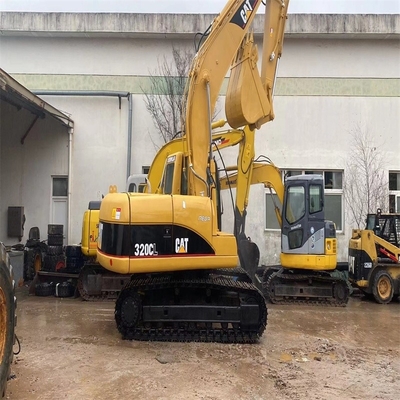 En buen estado, motor japonés original CAT, excavadora Caterpillar 320cl.