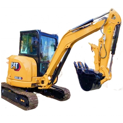 Una excavadora japonesa bien mantenida con diseño original