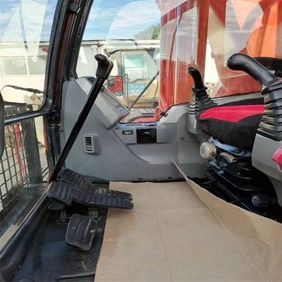 Excavadora Doosan DX300LC con capacidad de cubo de 1M3 y otra válvula hidráulica