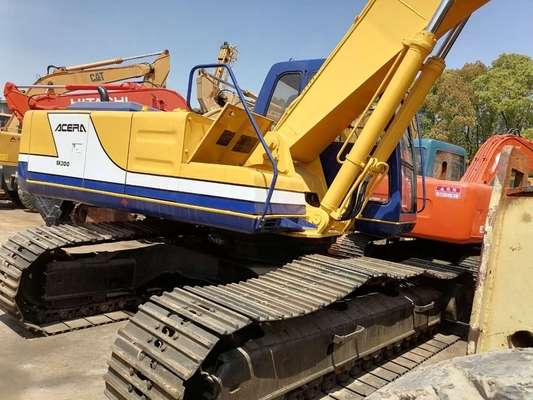 En buen estado Kobelco SK200 Excavadora de segunda mano con capacidad de cubo de 1.2M3